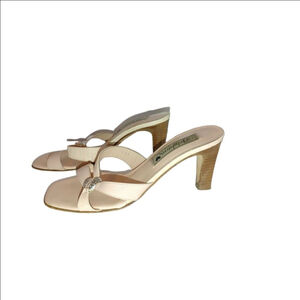 Brighton Kitten Heels Size 7M